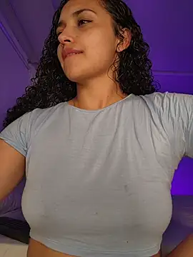 Lucy Marin online show from November 14, 2025, 10:46 pm