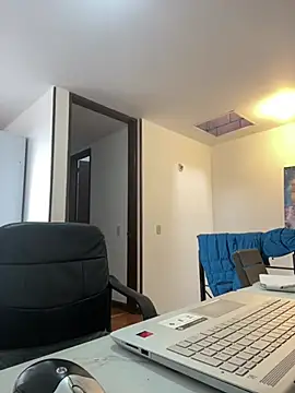 yequeal online show from February 22, 2025, 1:24 pm