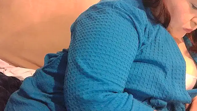 Snapshot of atlwebbie75 chatting on November 18, 2025, 1:03 pm atlwebbie75 online show from November 18, 2025, 1:03 pm