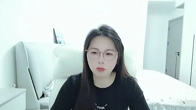 Sunset glow online show from April 12, 2026, 1:25 pm