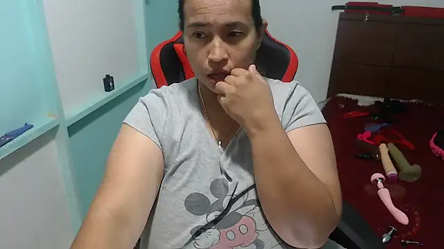 NatalySexxxMilk online show from November 29, 2025, 9:59 pm