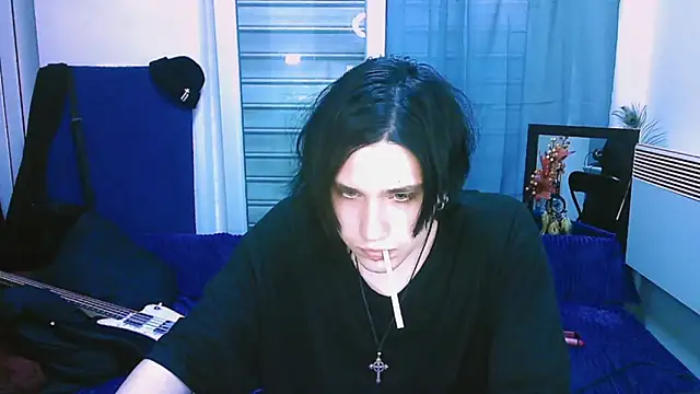 Snapshot of sademobeer chatting on May 14, 2026, 2:36 pm sademobeer online show from May 14, 2026, 2:36 pm