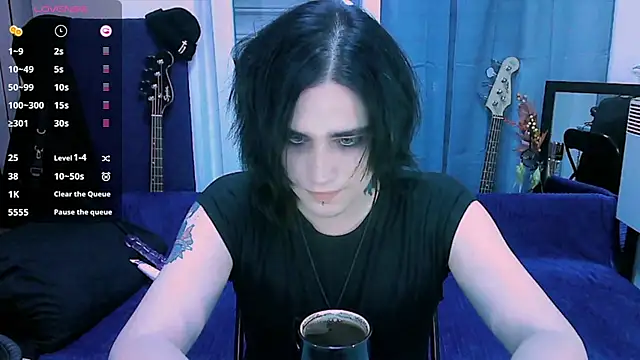Snapshot of sademobeer chatting on June 3, 2026, 11:31 pm sademobeer online show from June 3, 2026, 11:31 pm