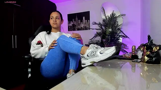 Amaia Bushida online show from September 24, 2025, 2:18 am