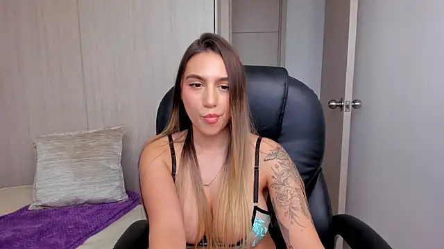 Snapshot of StacyConner chatting on September 24, 2025, 6:47 pm StacyConner online show from September 24, 2025, 6:47 pm