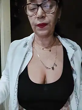 Love Tina56 online show from November 6, 2025, 5:00 am