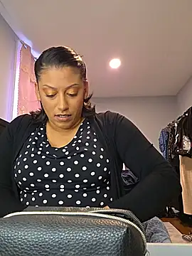 Nikkierosee online show from August 2, 2026, 12:14 pm