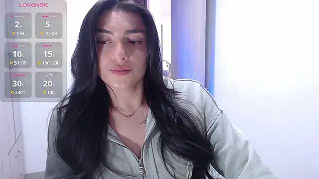 EricaVanderhill online show from October 1, 2025, 8:35 pm