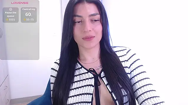 EricaVanderhill online show from October 24, 2025, 7:24 pm