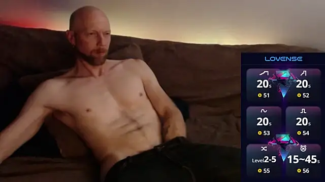 MaxRouger online show from November 16, 2025, 1:05 pm