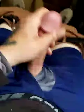 MrDaRkO 420 online show from January 2, 2025, 8:24 pm