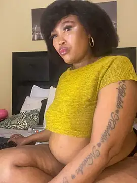 Snapshot of BADFATASS85 chatting on May 31, 2026, 9:15 pm BADFATASS85 online show from May 31, 2026, 9:15 pm