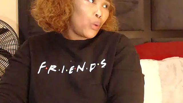 Snapshot of BADFATASS85 chatting on April 21, 2026, 10:16 pm BADFATASS85 online show from April 21, 2026, 10:16 pm