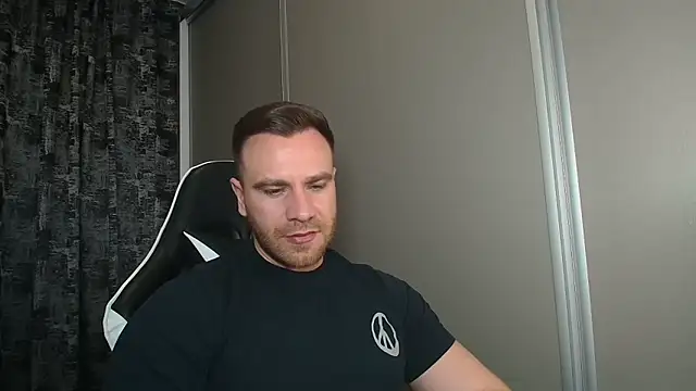 Thori92 online show from April 1, 2026, 4:59 pm