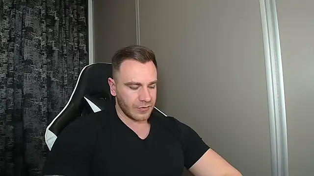 Thori92 online show from April 12, 2026, 12:41 pm