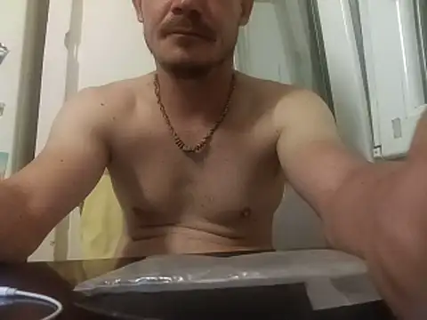 Snapshot of Ivanekkral chatting on June 8, 2026, 9:04 pm Ivanekkral online show from June 8, 2026, 9:04 pm