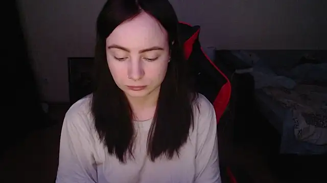 Snapshot of Laralianna chatting on February 7, 2026, 7:11 pm Laralianna online show from February 7, 2026, 7:11 pm