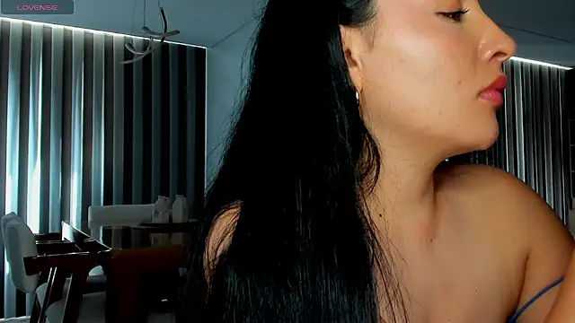 Snapshot of AnushaKumari chatting on October 4, 2025, 3:35 pm AnushaKumari online show from October 4, 2025, 3:35 pm