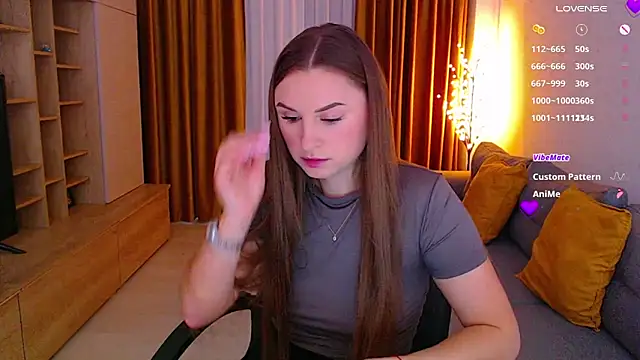  Mia Adams online show from November 10, 2025, 9:03 am