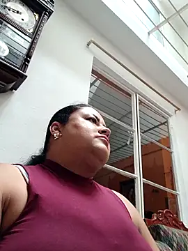 Snapshot of Monseratte21 chatting on November 2, 2025, 6:35 pm Monseratte21 online show from November 2, 2025, 6:35 pm