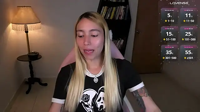 Saucy Jenn online show from November 29, 2025, 2:23 am