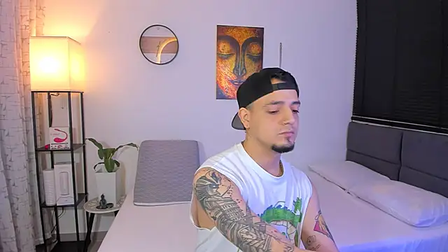 Snapshot of alejandro_calderon1 chatting on May 31, 2026, 4:29 am alejandro calderon1 online show from May 31, 2026, 4:29 am