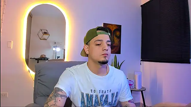 alejandro calderon1 online show from February 13, 2026, 6:35 am