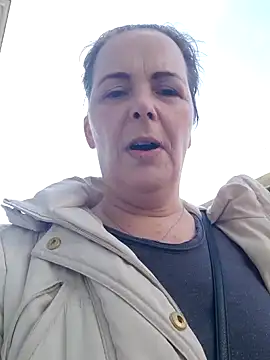 saharaheiss online show from February 26, 2025, 10:49 am