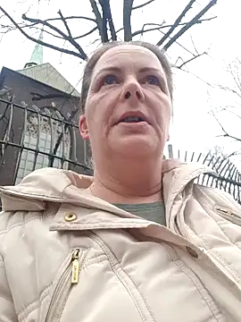 saharaheiss online show from March 1, 2025, 3:38 pm