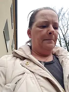 saharaheiss online show from January 22, 2025, 1:32 pm