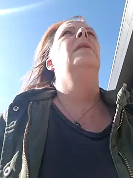 saharaheiss online show from March 21, 2025, 11:44 am