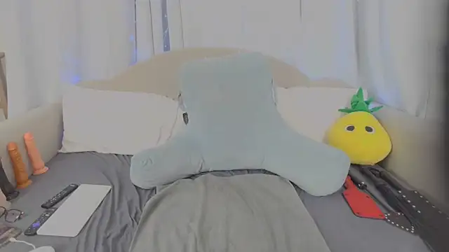 MeghanXO online show from March 3, 2026, 3:08 pm