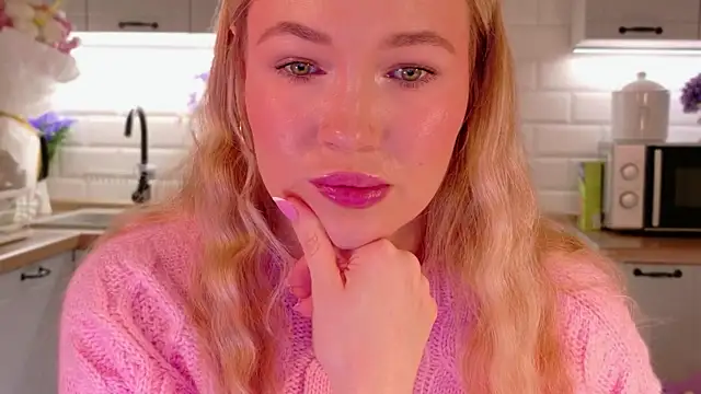 Snapshot of Veronika_Mitchel chatting on December 2, 2025, 11:23 am Veronika Mitchel online show from December 2, 2025, 11:23 am