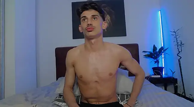 Snapshot of DanielCrush1 chatting on March 19, 2025, 10:42 pm DanielCrush1 online show from March 19, 2025, 10:42 pm