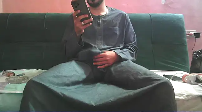 Snapshot of foxsanSs chatting on February 25, 2025, 11:43 am foxsanSs online show from February 25, 2025, 11:43 am