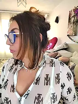 Myrnasexxx online show from October 30, 2025, 4:15 pm