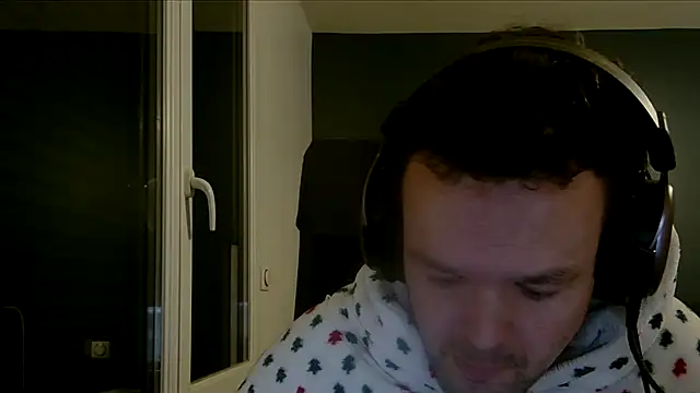 antoinepassion online show from January 19, 2025, 6:32 pm