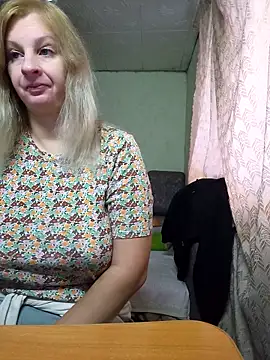 BustyBlond online show from October 13, 2025, 4:14 am