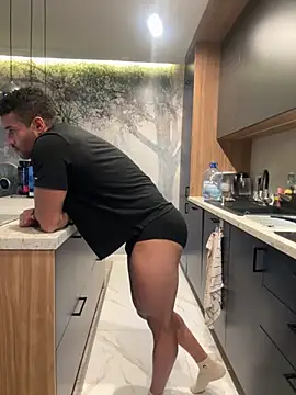 Snapshot of izaak_lover chatting on October 28, 2025, 12:55 am izaak lover online show from October 28, 2025, 12:55 am