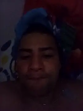 EISONREINA11 online show from November 12, 2025, 6:17 am