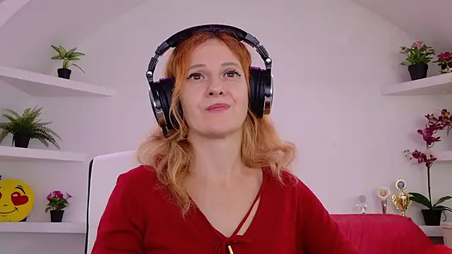 Simabigsmile online show from September 19, 2025, 6:39 am