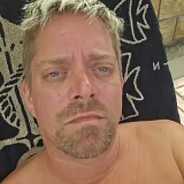 Trucker Hunter online show from October 25, 2025, 10:25 am