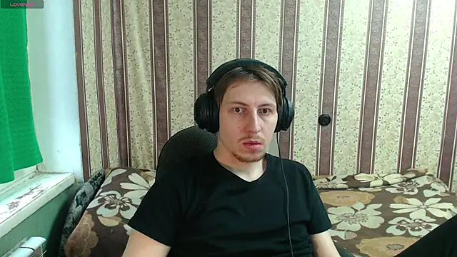 darienlarge online show from December 1, 2025, 9:43 am