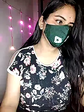 Nisha candy online show from March 16, 2026, 7:05 pm