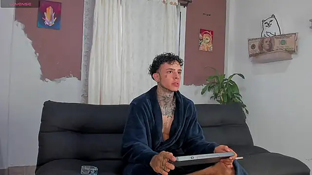 Aron ford online show from October 17, 2025, 11:56 am