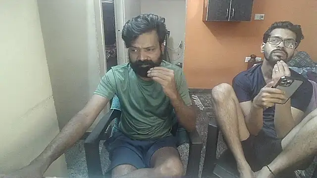 Snapshot of Indiaguy4u chatting on January 19, 2025, 11:45 am Indiaguy4u online show from January 19, 2025, 11:45 am