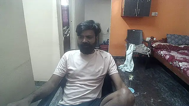 Snapshot of Indiaguy4u chatting on December 28, 2024, 6:49 am Indiaguy4u online show from December 28, 2024, 6:49 am