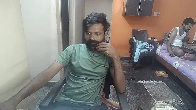 Snapshot of Indiaguy4u chatting on January 8, 2025, 5:05 pm Indiaguy4u online show from January 8, 2025, 5:05 pm