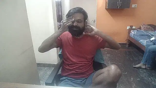 Snapshot of Indiaguy4u chatting on January 21, 2025, 3:48 am Indiaguy4u online show from January 21, 2025, 3:48 am