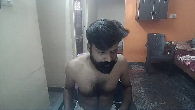 Snapshot of Indiaguy4u chatting on December 18, 2024, 7:26 am Indiaguy4u online show from December 18, 2024, 7:26 am